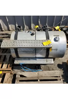 International LA617 Fuel Tank