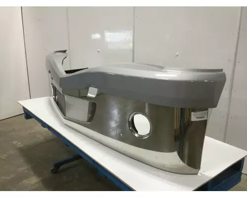 International LONESTAR Bumper Assembly, Front
