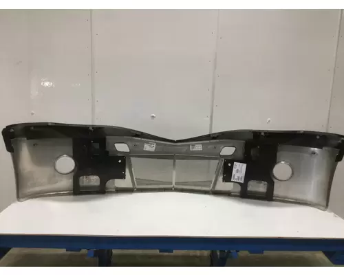 International LONESTAR Bumper Assembly, Front