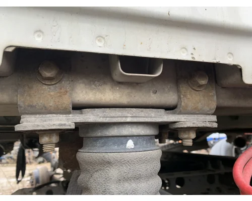 International LONESTAR Cab Suspension