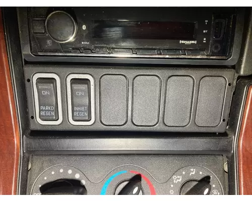International LONESTAR Dash Assembly
