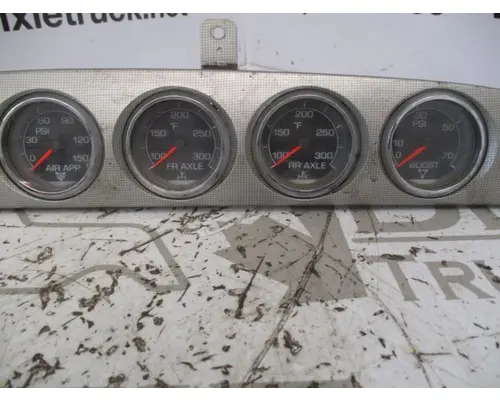 International LONESTAR Instrument Cluster