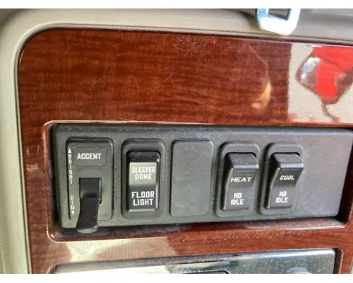 International LONESTAR Sleeper Controls
