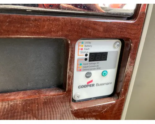 International LONESTAR Sleeper Controls
