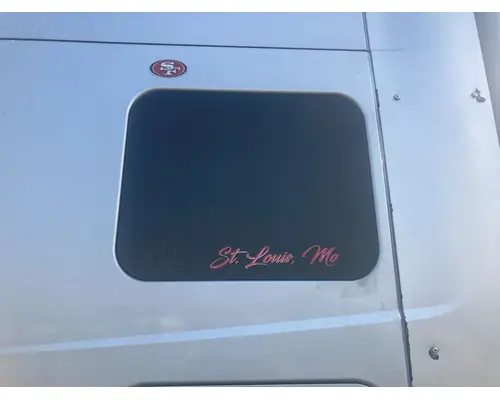 International LONESTAR Sleeper Window