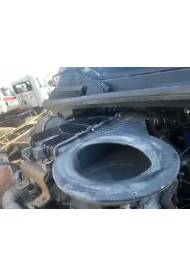 International LT625 Air Cleaner