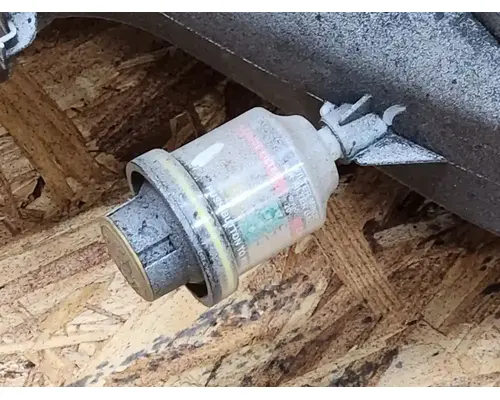 International LT625 Air Cleaner