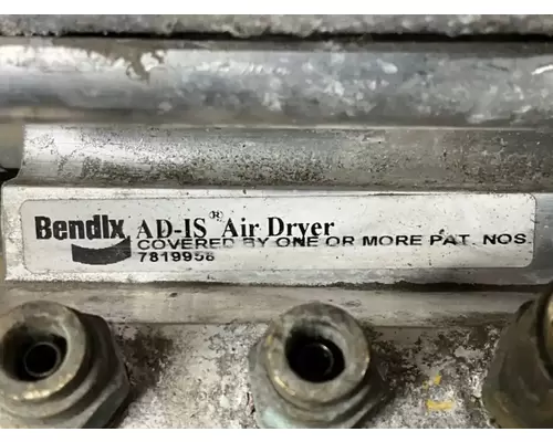 International LT625 Air Drier
