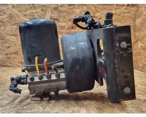 International LT625 Air Drier
