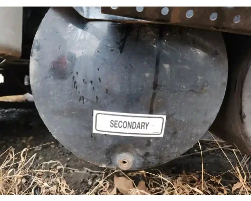 International LT625 Air Tank