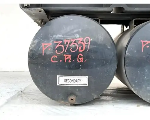 International LT625 Air Tank