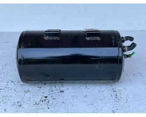 International LT625 Air Tank