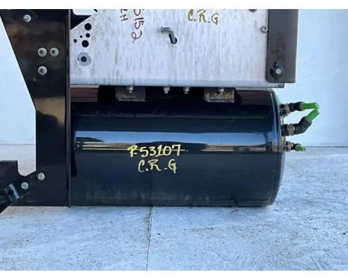 International LT625 Air Tank