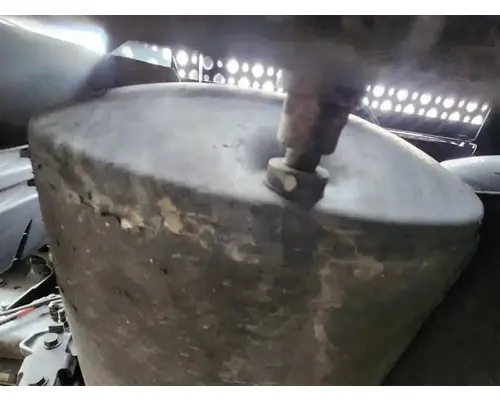 International LT625 Air Tank