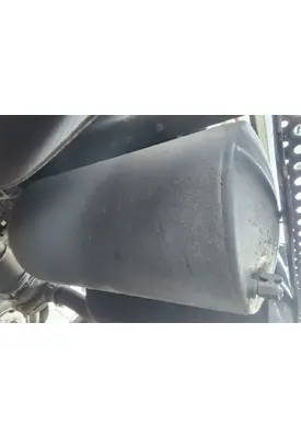 International LT625 Air Tank
