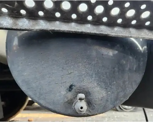 International LT625 Air Tank