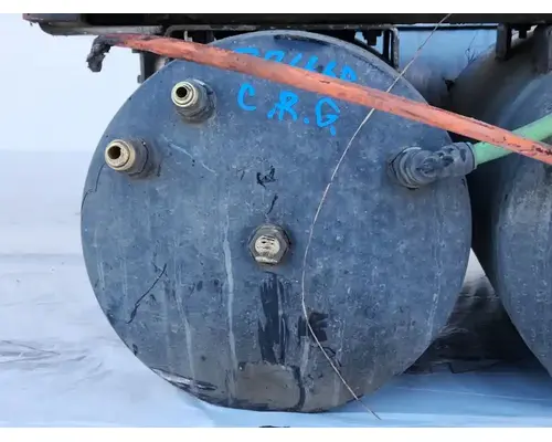 International LT625 Air Tank