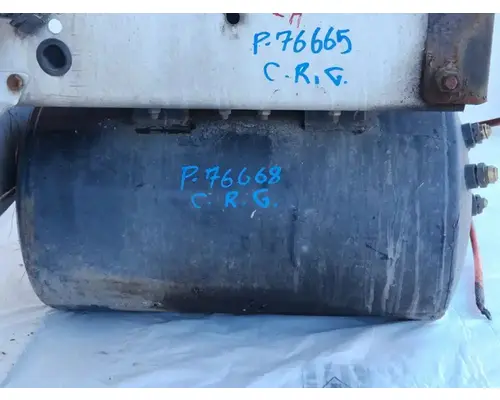 International LT625 Air Tank