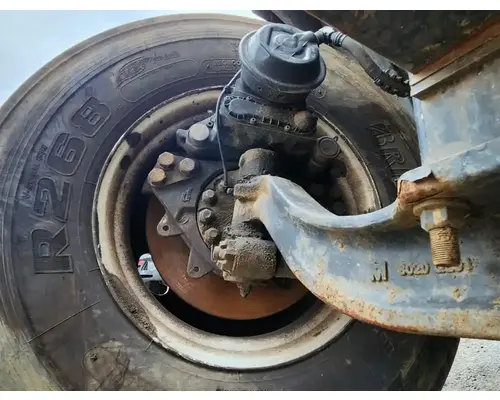 International LT625 Axle Assy, Fr (4WD)