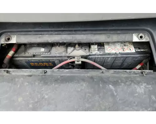 International LT625 Battery Box