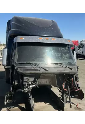 International LT625 Cab