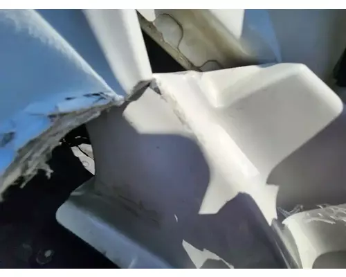 International LT625 Cowl