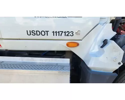 International LT625 Cowl