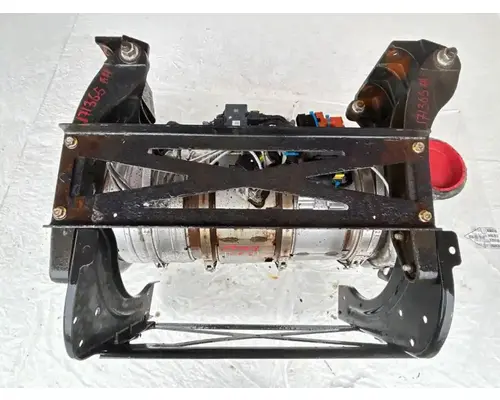 International LT625 DPF (Diesel Particulate Filter)