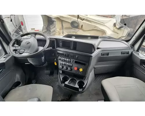 International LT625 Dash Assembly