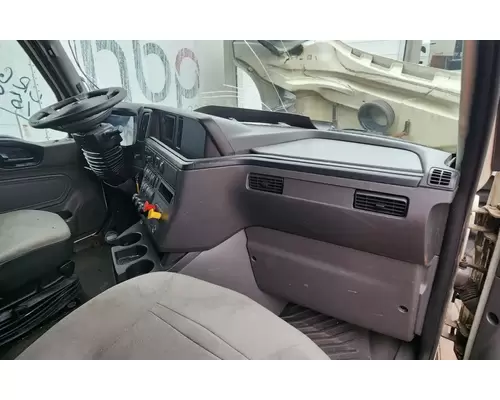International LT625 Dash Assembly