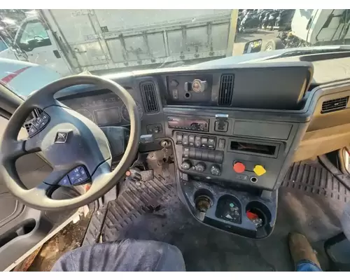 International LT625 Dash Assembly