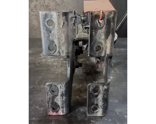 International LT625 Frame