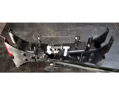 International LT625 Frame