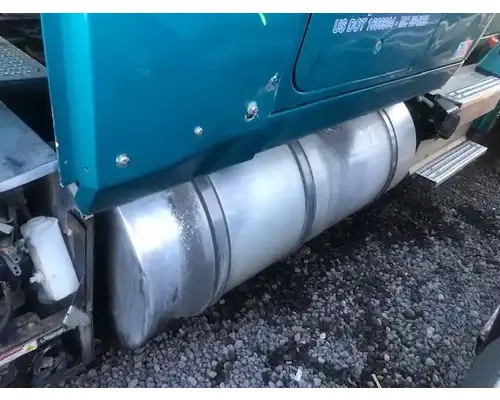 International LT625 Fuel Tank