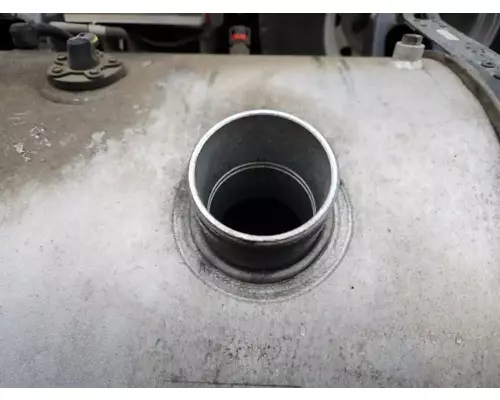 International LT625 Fuel Tank