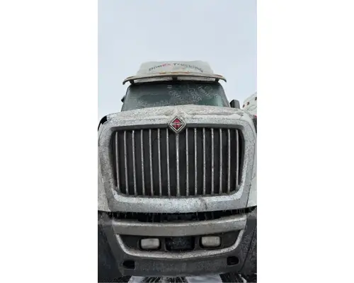 International LT625 Grille