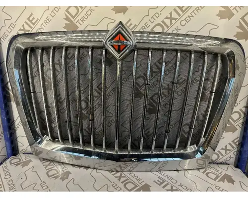 International LT625 Grille