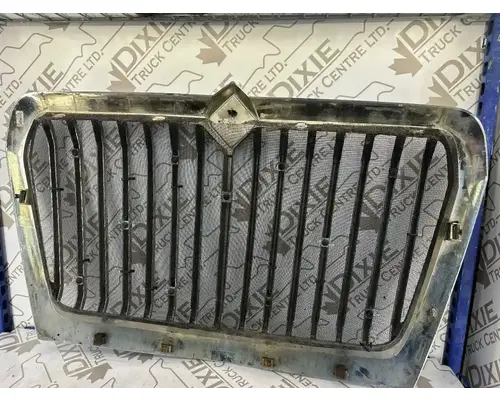 International LT625 Grille