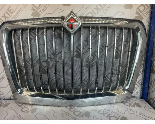 International LT625 Grille
