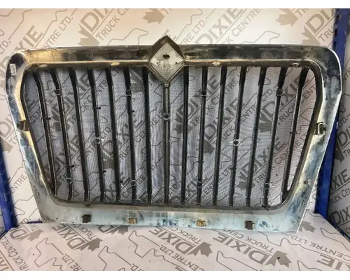 International LT625 Grille