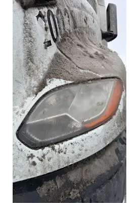 International LT625 Headlamp Assembly