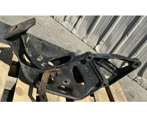 International LT625 Horn