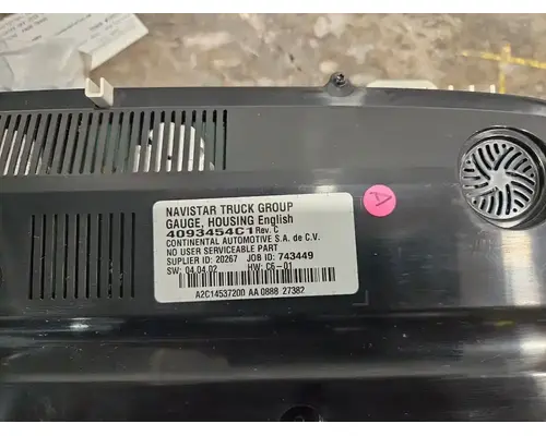 International LT625 Instrument Cluster