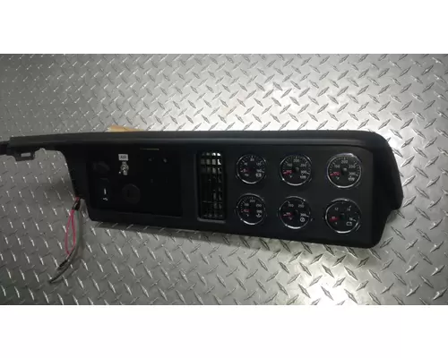 International LT625 Instrument Cluster