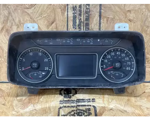 International LT625 Instrument Cluster