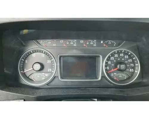 International LT625 Instrument Cluster
