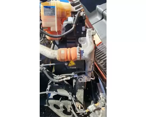 International LT625 Intercooler