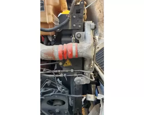 International LT625 Intercooler