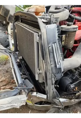 International LT625 Intercooler