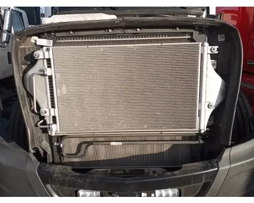 International LT625 Radiator